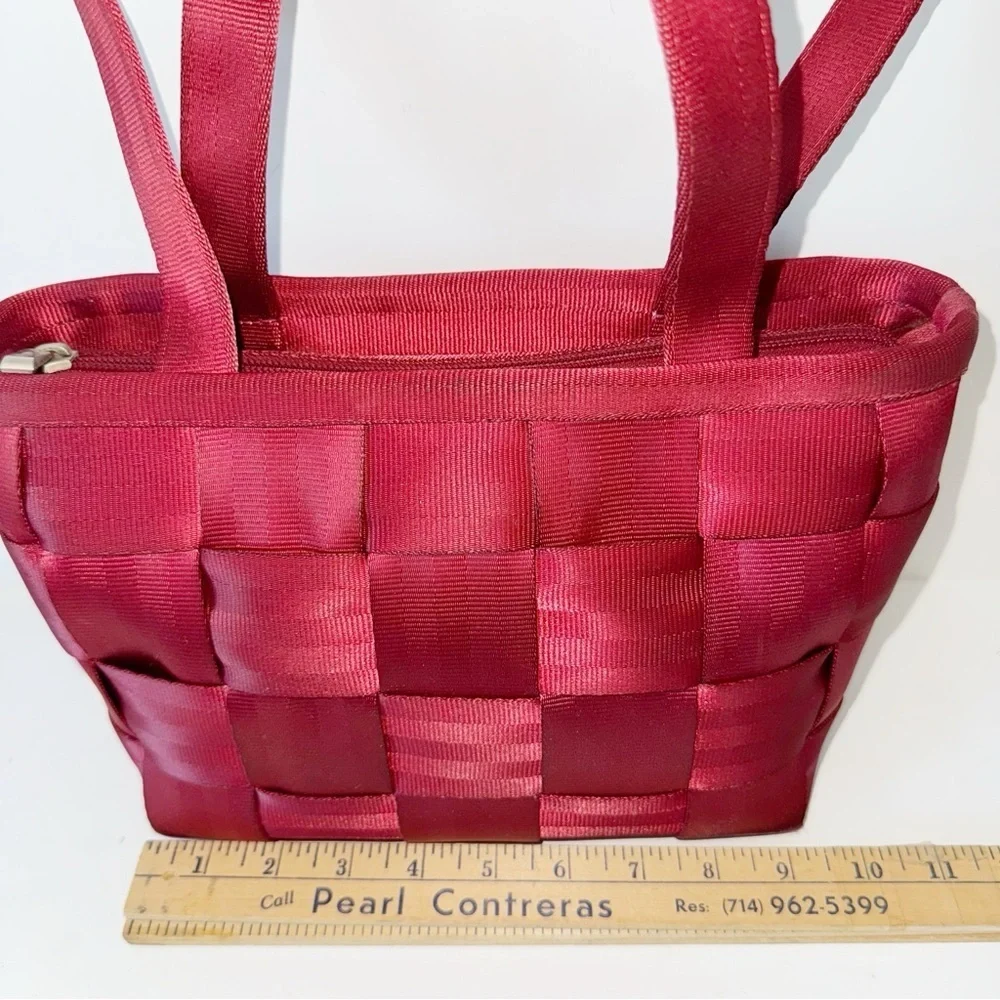 Y2K Harvey's The Original Red Seatbelt Bag Shoulder Y2K Contemporary
